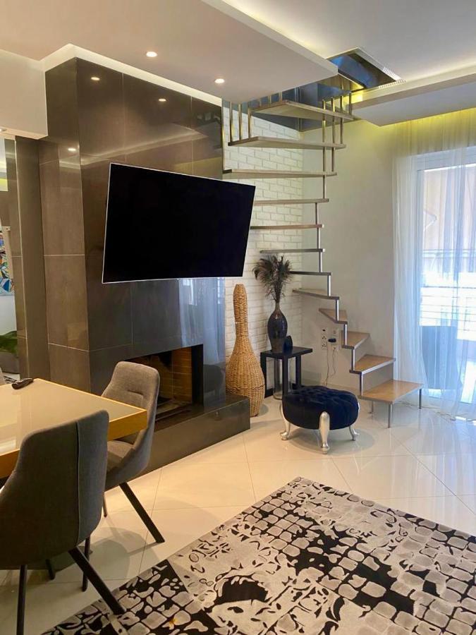 Helen Luxury Loft Design Meisonette-Apartment Афины Экстерьер фото